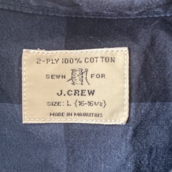Men’s J.Crew button up - Picture 2 of 4